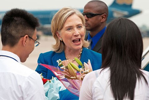 Hillary Clinton visits Vietnam - ảnh 1